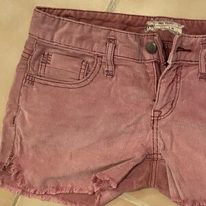 🔴 5 for 25$ - Free People Mauve Frayed Jean Shorts